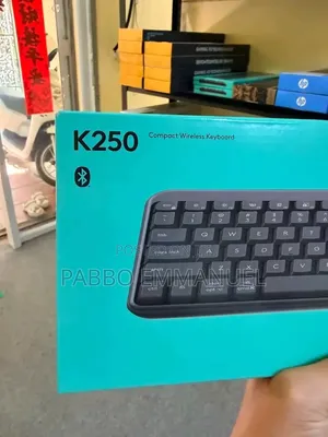 Logitech MK220 Wireless Keyboard and Mouse Combo