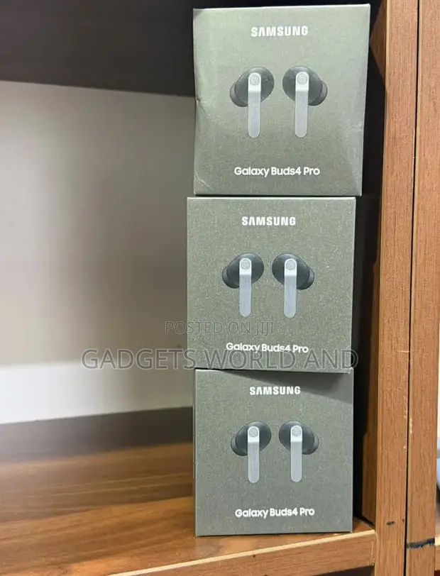 Original Samsung Galaxy Buds4 Pro (UK Stock) - 1