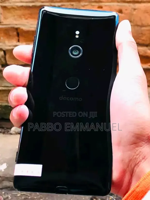 Sony Xperia XZ3 64GB Black - 1