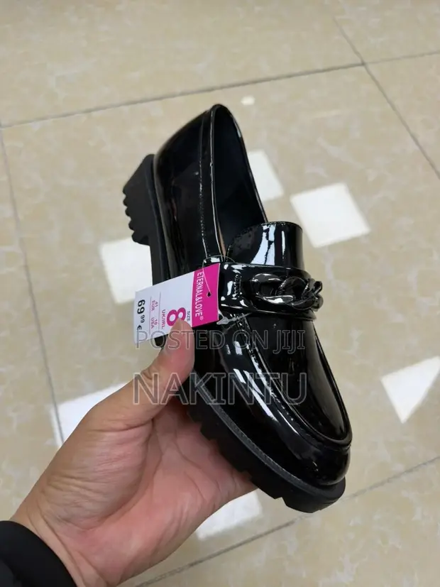 Ladies Oxford Shoes - Comfortable & Durable - 1