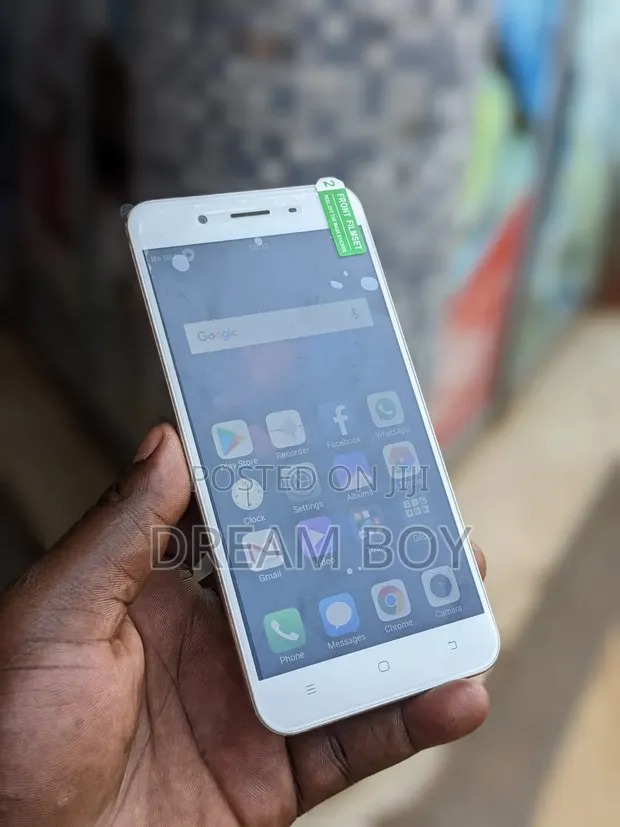 Vivo Y66i 32GB Rose Gold - 1
