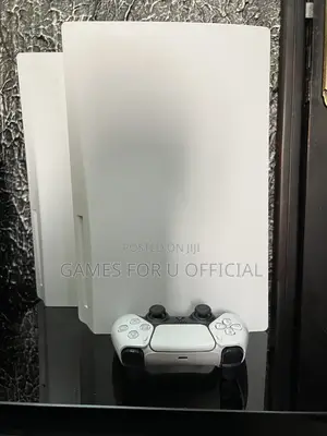 PS5 Standard Disc Version with 1 Controller