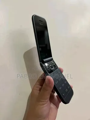 New Nokia 2720 Flip 4G Black