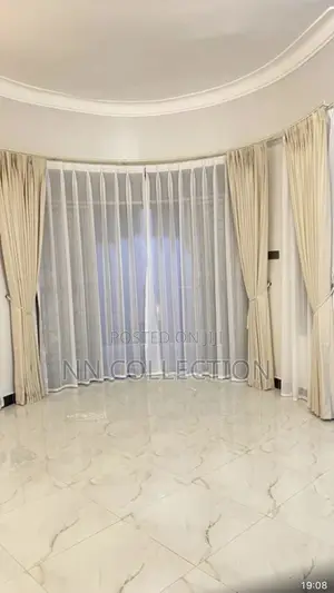 Sitting Room Curtains & Nets