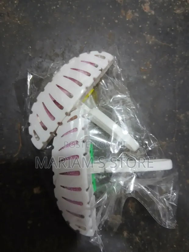 ACE Plastic Toilet Bowl Cleaner Ring Holders - 1