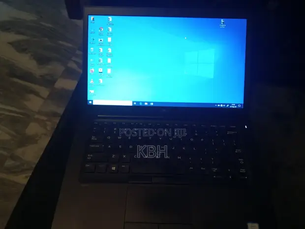 Dell Latitude 7400 Laptop - 8GB RAM, 512GB SSD - 1