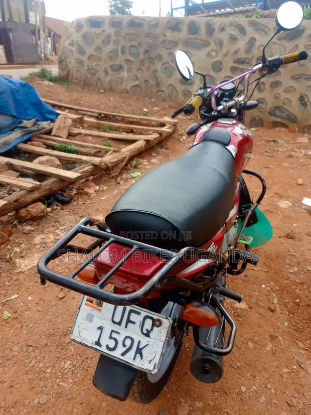 Bajaj CT 125X 2023 Red - 1