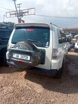 Mitsubishi Pajero 3.0 SUV 2010 - 3