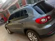 Volkswagen Tiguan 2010 Gray - 2