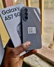 New Samsung Galaxy A57 256GB Gray - 3