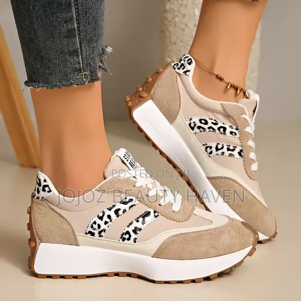Color Block Women's Sneakers - 1