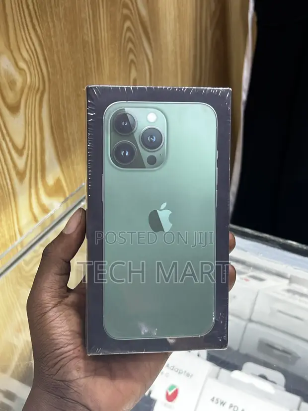 New Apple iPhone 13 Pro 128GB Green - 1