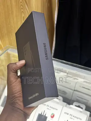New Samsung Galaxy S24 Ultra 256GB Black