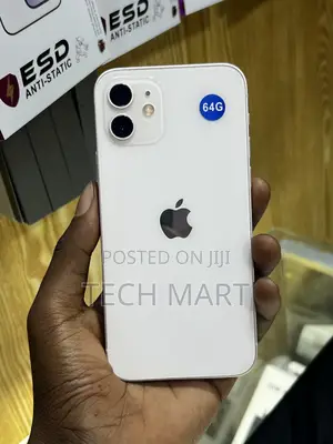 Apple iPhone 12 64GB White