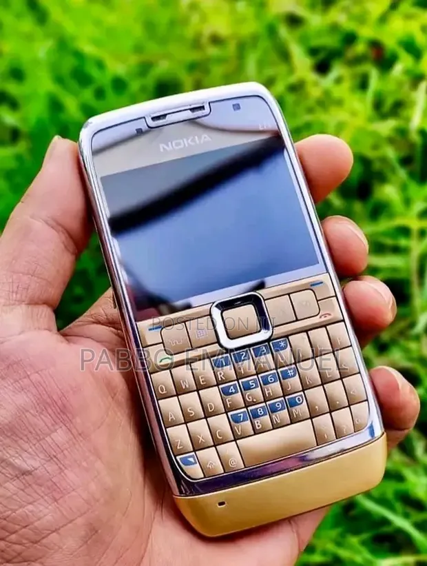 Nokia E71 Gold - 1