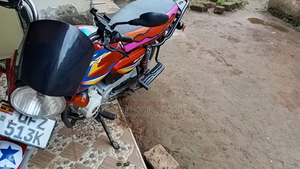 Bajaj CT 125X 2023 Red - 1