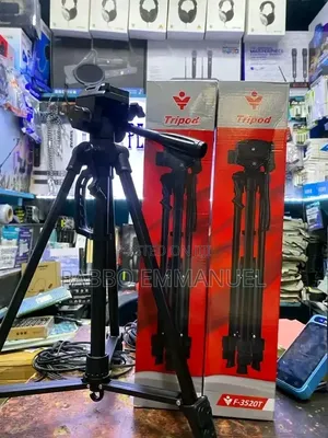 Heavy Duty Camera Tripod