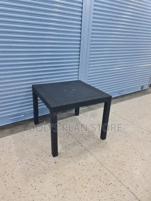 Simplive Plastic Dining Table (4-Seater)