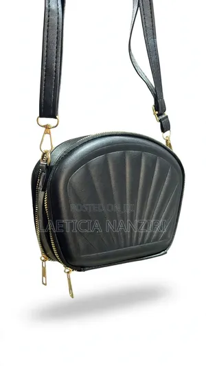 Seashell Crossbody Bag