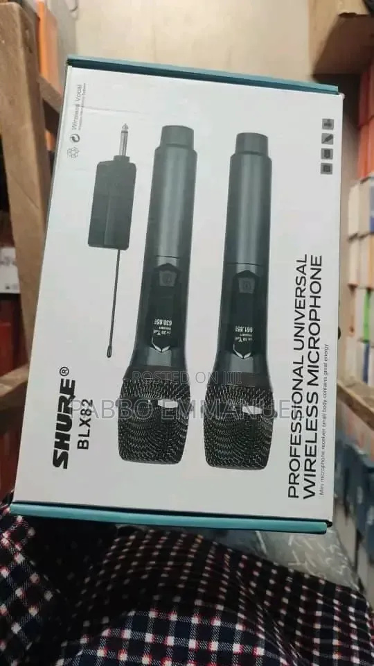 Shure UHF Wireless Microphone Duo - 1