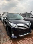 Toyota Noah 2.0 AWD (8 Seater) 2015 Black - 1