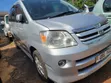 Toyota Noah 2.0 AWD (8 Seater) 2005 Silver - 1