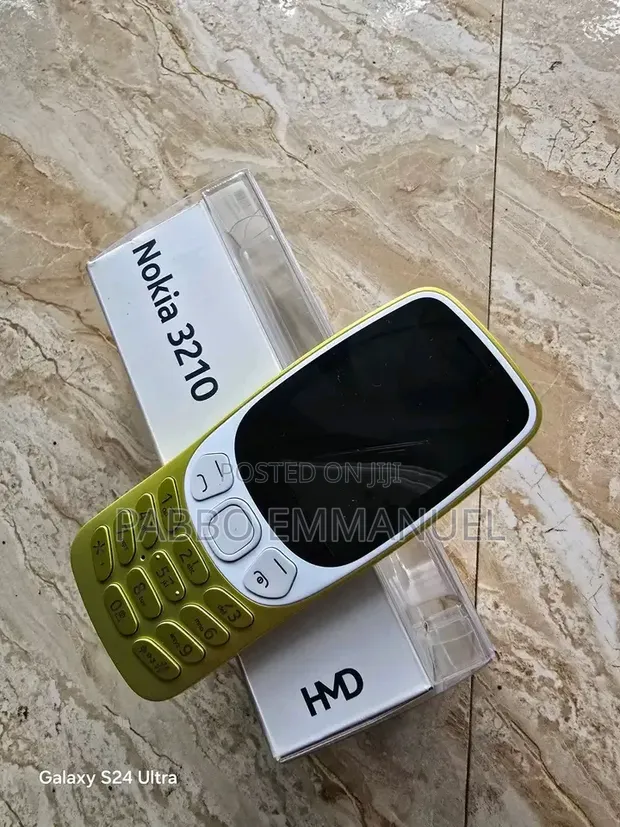 New Nokia 3210 Yellow - 1