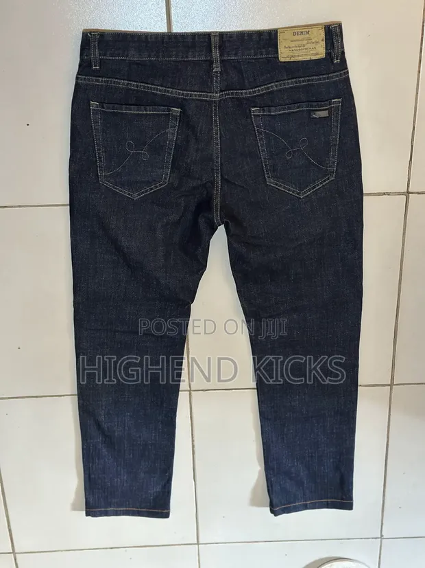 Handsome Man Jeans - Size 32x30 - 1