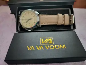 VA VA VOOM Luxury Watch - Cream Waffle Dial