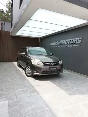 Toyota Corolla Fielder 2012