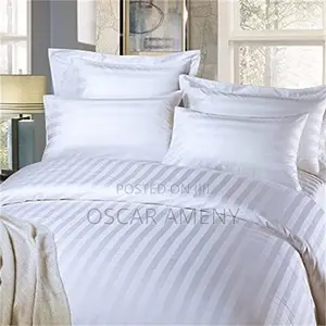 Plain Duvet Set with 2 Pillowcases & 1 Bedsheet