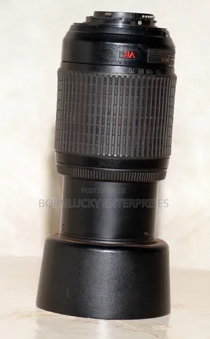 Nikon 55-200mm f/5.6 Zoom Lens