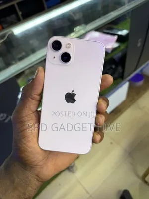 Apple iPhone 13 128GB White