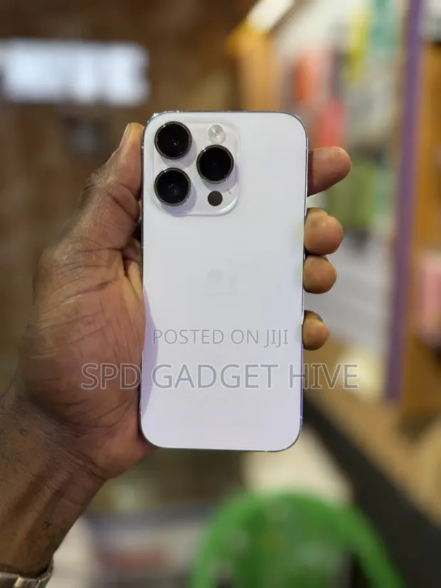 Apple iPhone 14 Pro 128 GB White - 1