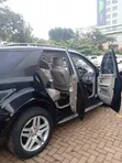 Mercedes-Benz E300 2006 Black - 4