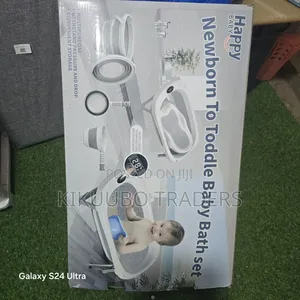 Happy Baby Newborn to Toddler Bath Set