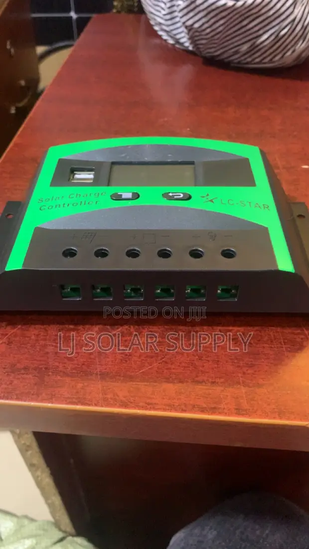 LC-Star Solar Charge Controller 30A - 1