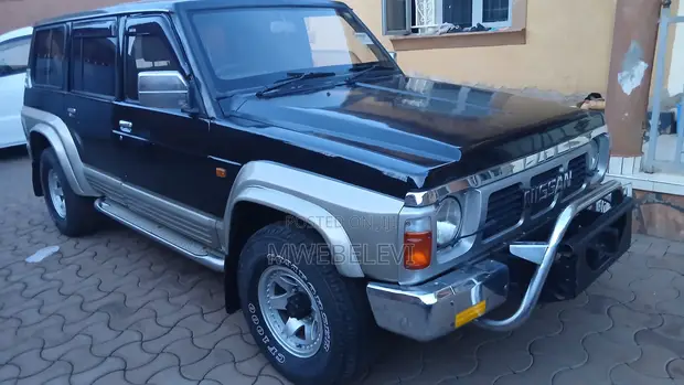 Nissan Patrol GR Wagon 1998 Green - 1