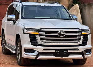 Brand New Toyota Land Cruiser LC300 2025 White