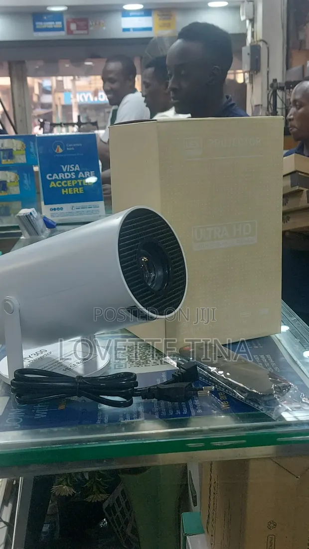 Projector Ultra HD - 1