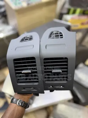 AC Vents for Mitsubishi Pajero GDI (2008-2022)