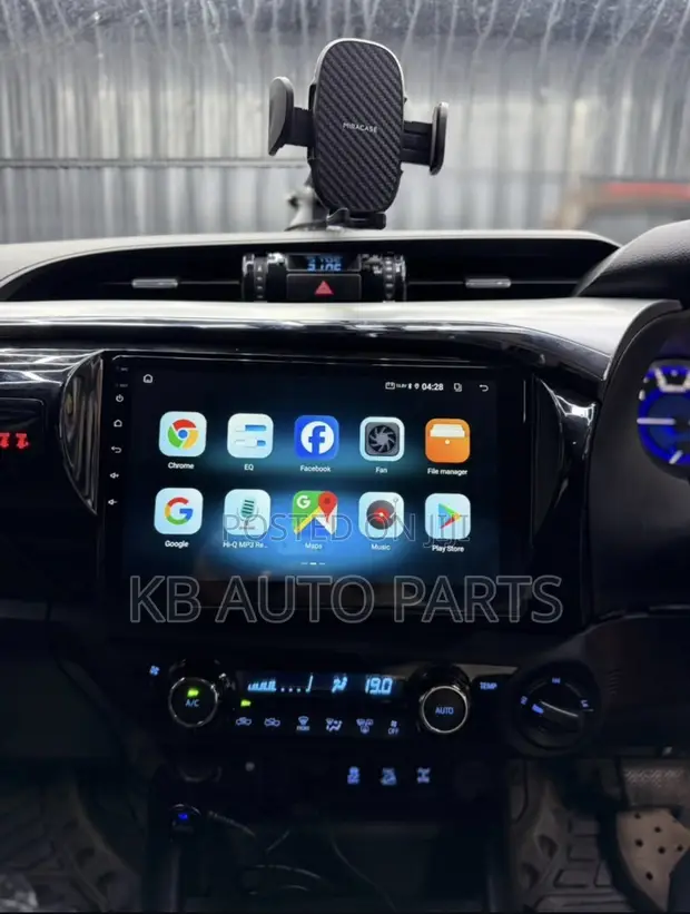 Hilux Revo 10" Android Radio with GPS & CarPlay - 1