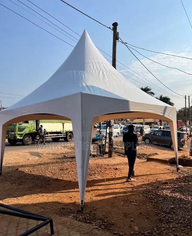 AMP 50-Seater Modern Tent - 1
