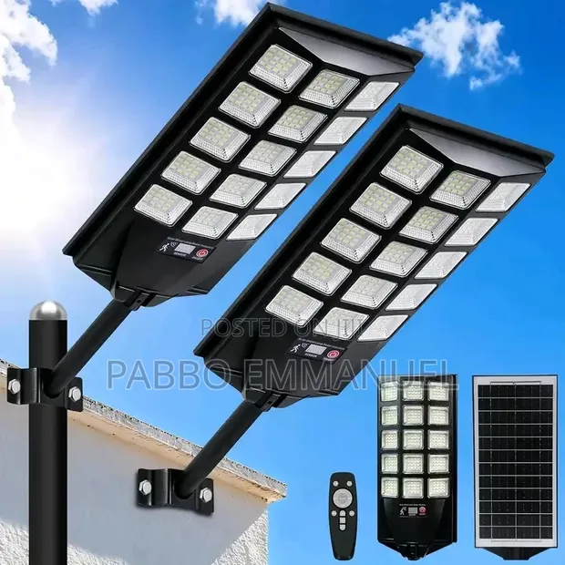 2000W Outdoor Solar Street Lights - 1