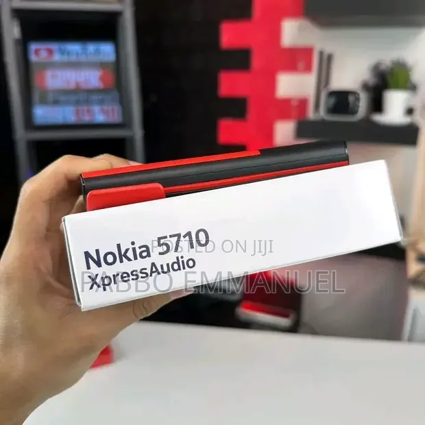 New Nokia 5710 XpressAudio Black - 1