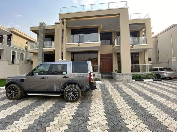 4-Bedroom Standalone House for Rent in Ntinda - 1