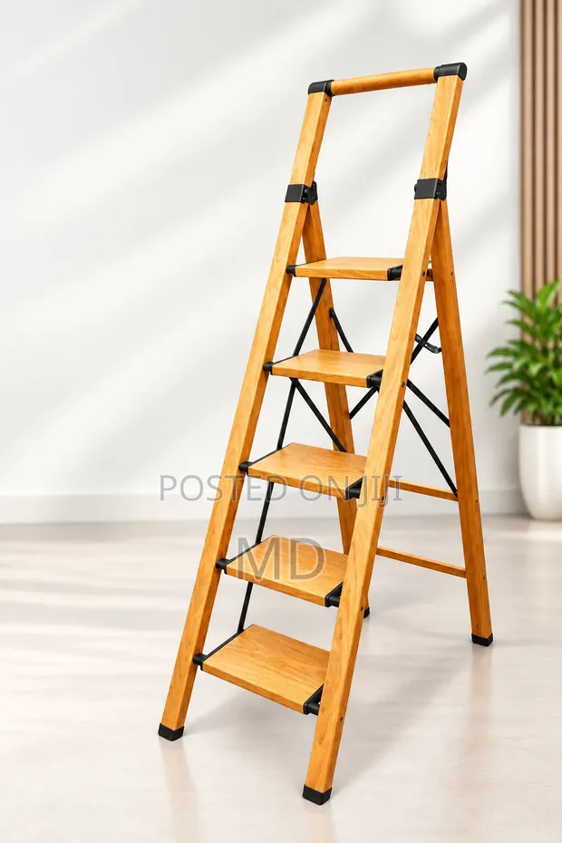 Wooden Ladder - 5 Steps - 1