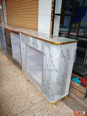 4ft 2-in-1 Display Counter