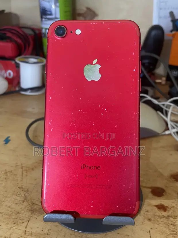 Apple iPhone 7 128GB Red - 1