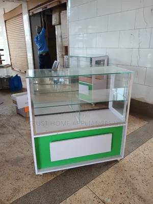 White & Green 3ft Display Counter